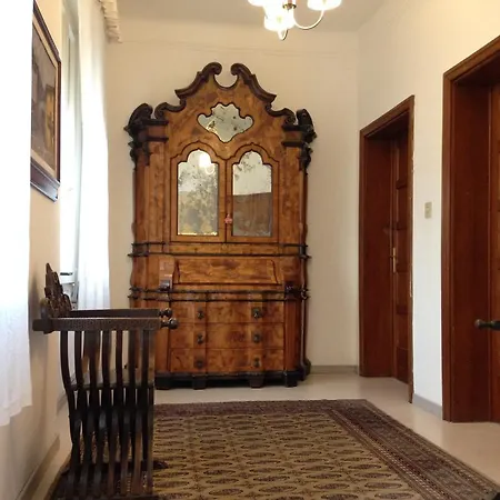 Calcaterra Villa *